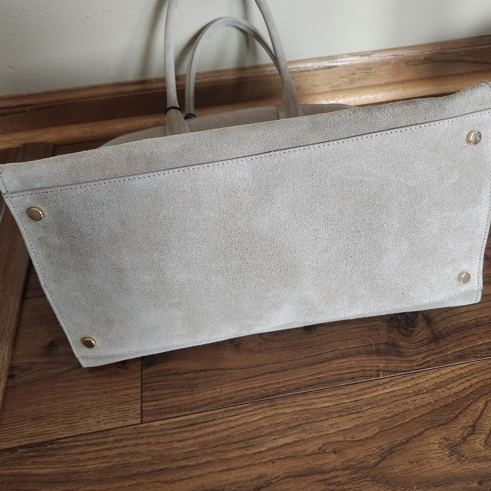 **NWT** Claudia Firenze Suede handbag - Picture 7 of 9